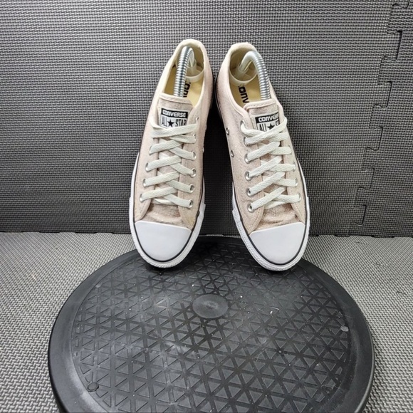 Converse - Picture 7 of 8